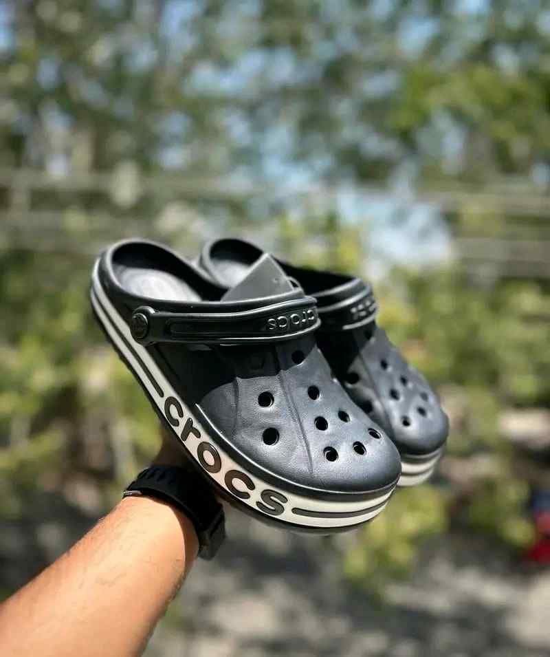CROCCS BAYABAND CLOGS FOR MEN BLACK
