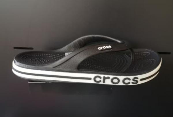 Croc.s Bayaband Slip Black With Og Box And Carry Bag
