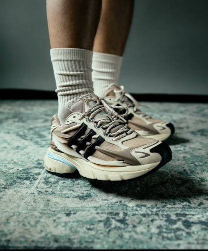 ADIDAAS ADISTAR JELLYFISH X PHARREL WILLIAMS SAND