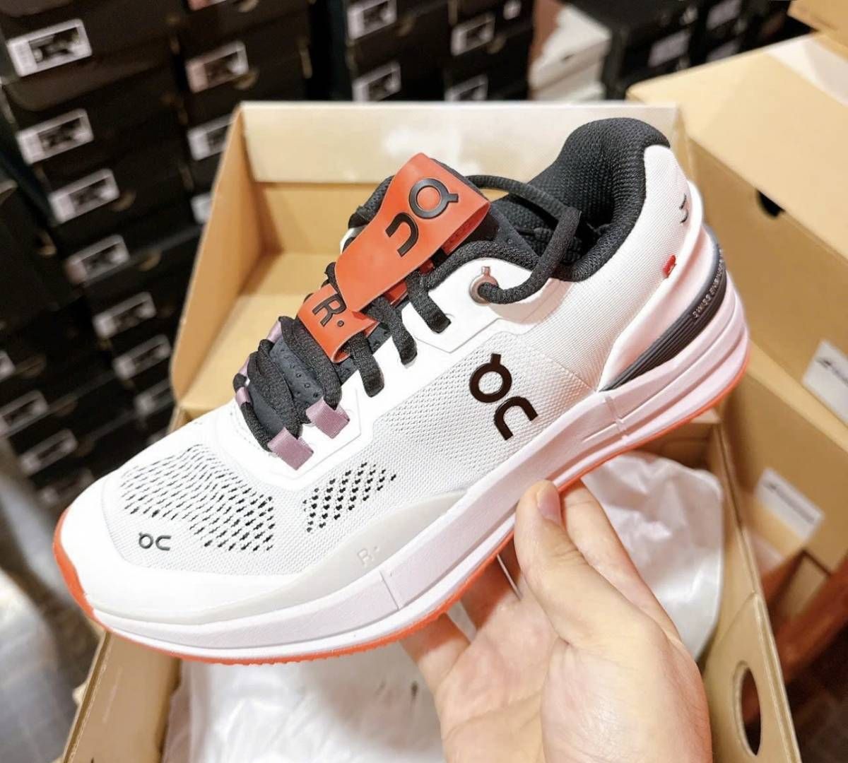 ON CLOUD ROGER PRO CLAY