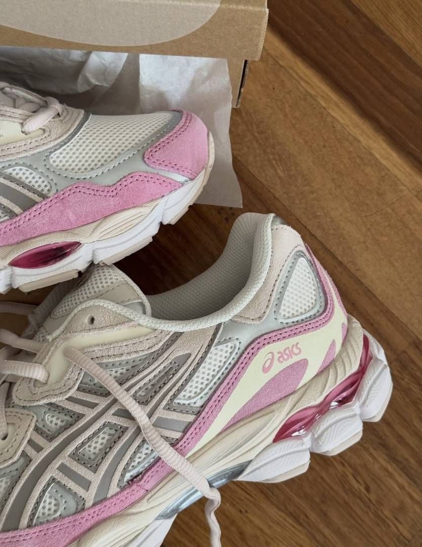 ASICCS GEL NYC CREAM PINK