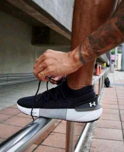 Underr Armour HOVER PHANTOM 3 BLACK WHITE