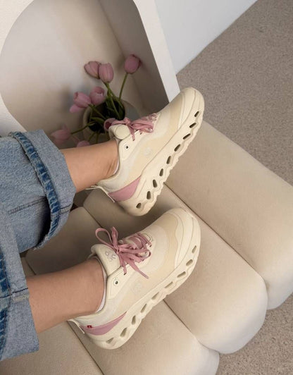 Loewe X cloudtilt 2.0 pink
