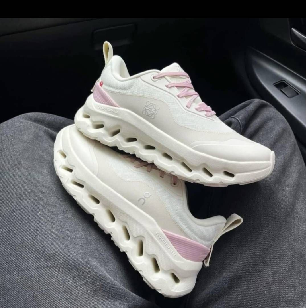 Loewe X cloudtilt 2.0 pink