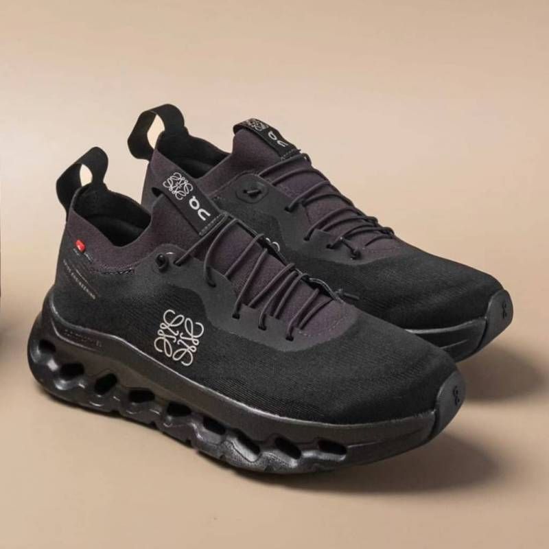Loewe x On Cloud Tilt 2.0 All Black