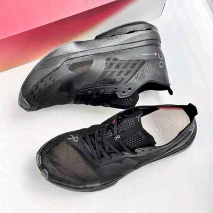 ON CLOUD BOOM STRIKE SNEAKERS BLACK