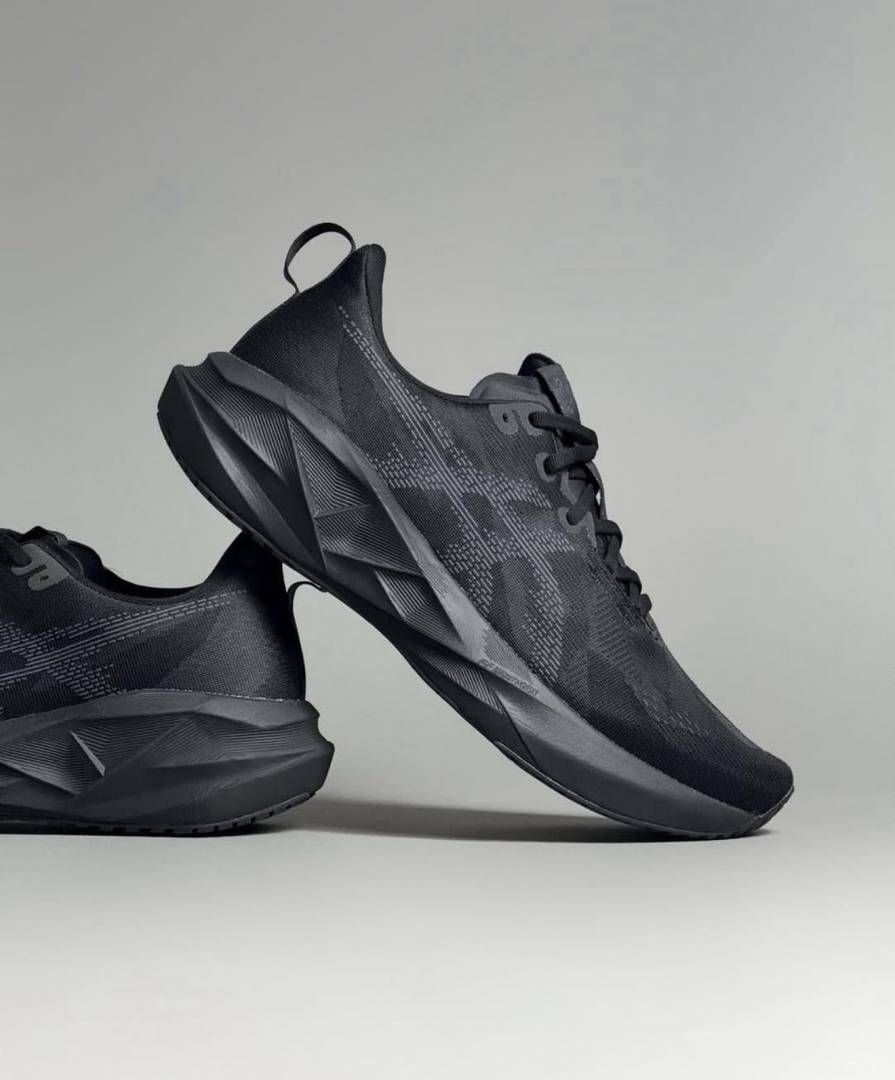 Asic  Novablast 5 Black