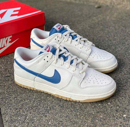 Nikkee Dunk Low SE Sail Dark Marina Blue