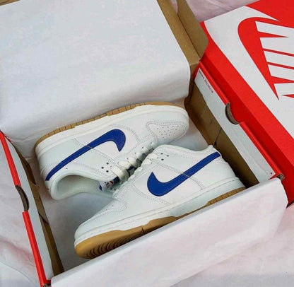 Nikkee Dunk Low SE Sail Dark Marina Blue