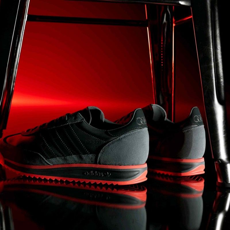 Addidas SL72 RS AUDI REVOLUT F1 TEAM Hi Res Red