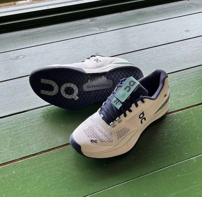 On The Roger Pro tennis