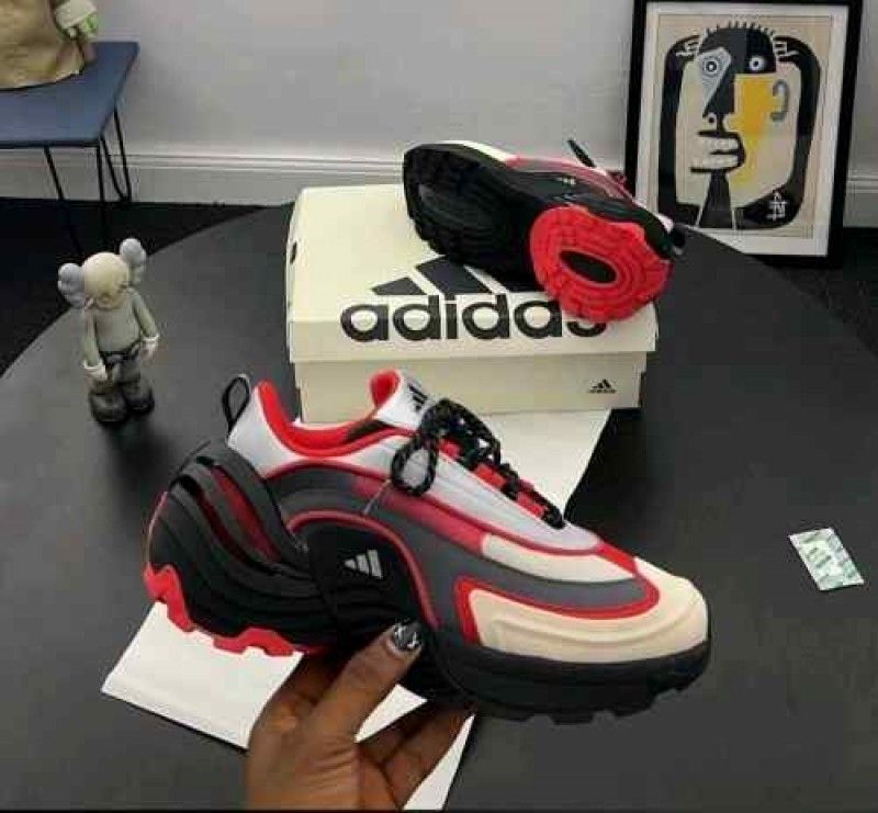 Adiddass Wonder Runner Turbo Red
