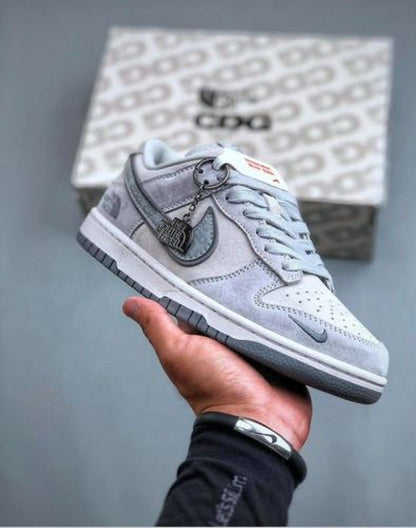 Nikkee sb dunk low x the north fase