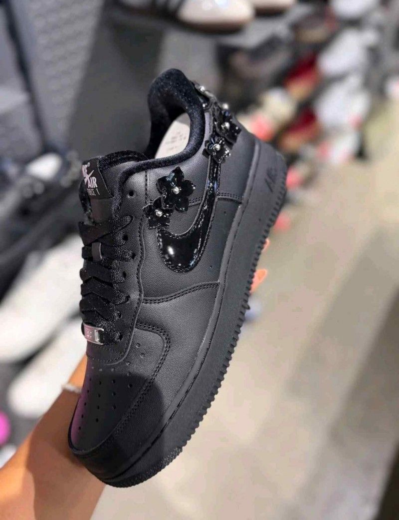 Nikkee Air Force 1  07 Florette Black Off-Noir