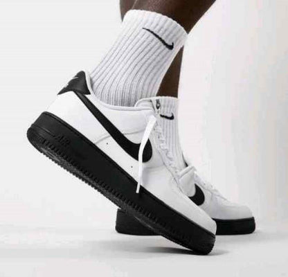 Nikkee AirForce 1 Low WHITE BLACK SOLE