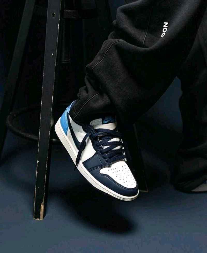 sale Nikkee Air Jordan retro 1 Low OG Obsidian UNC