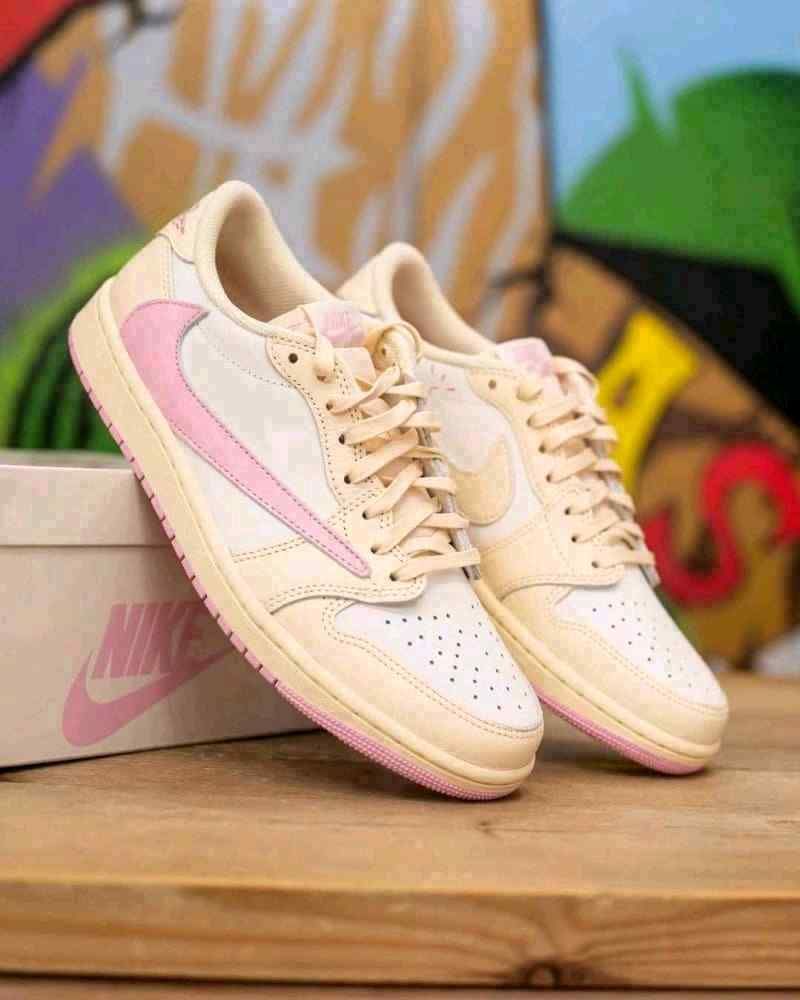 Nikke Travis Scott X Air Jordan 1 Low OG Shy Pink Semi Ua