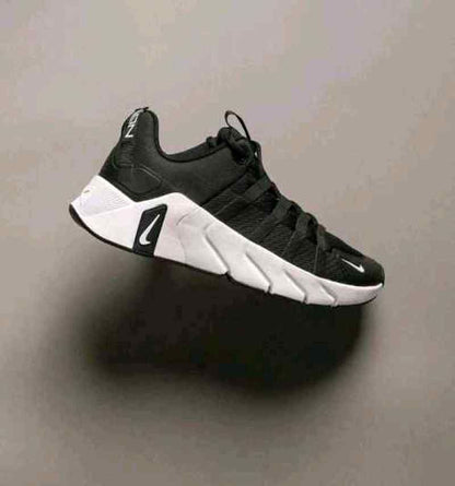 Nikkee Free Metcon 7 Black White
