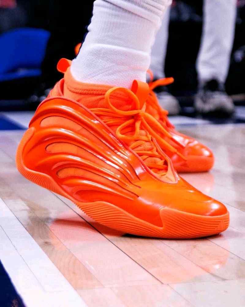 Adidaass Harden Volume 9 DYNamo Red
