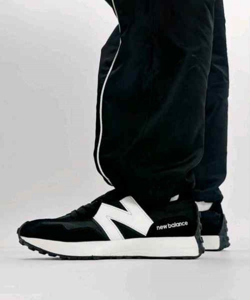 Neww Balance 327  Moonbeam Black White
