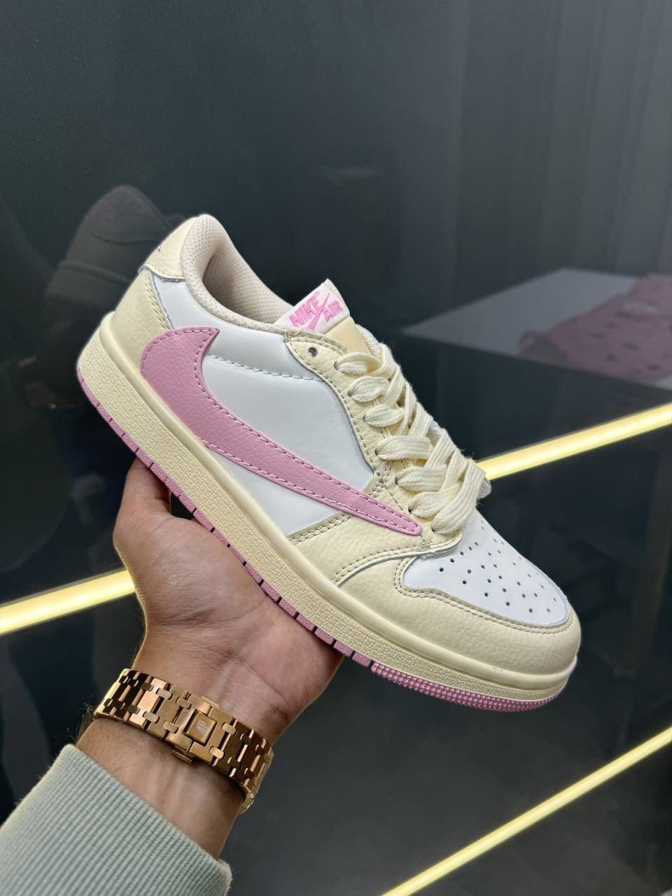 Nikke Travis Scott X Air Jordan 1 Low OG Shy Pink Semi Ua Fix