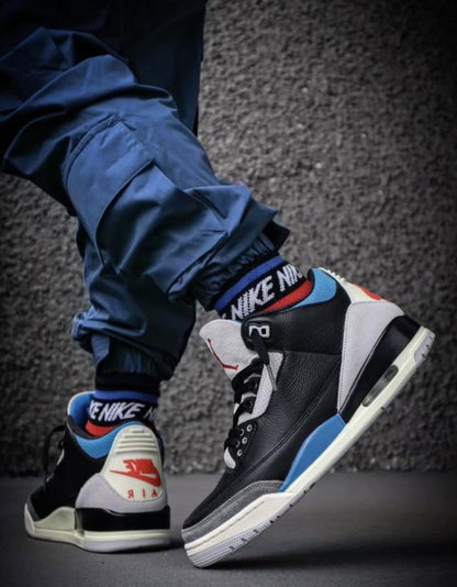 NIKK.E AIR JORDAN 3 RETRO RARE AIR