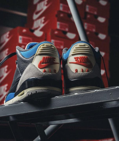 NIKK.E AIR JORDAN 3 RETRO RARE AIR