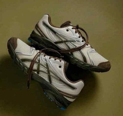 AsiccsS GEL TRAINER 14 TEMPTATION VACATION