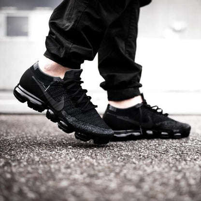 Nik.e Air VaporMax Flyknit Black