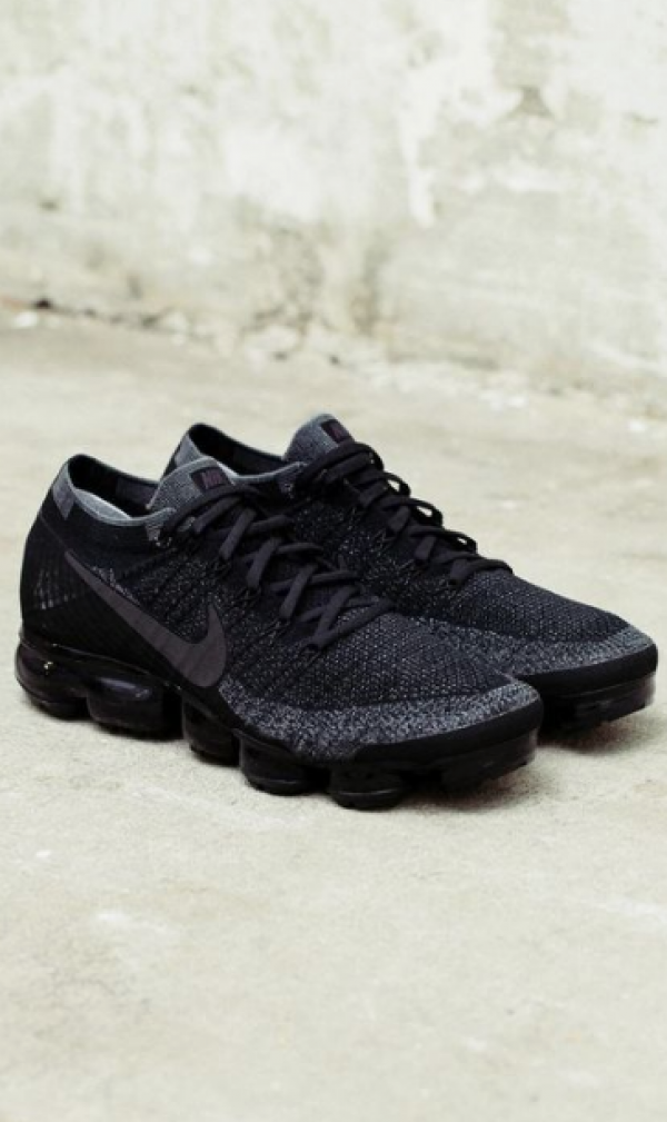 Nik.e Air VaporMax Flyknit Black