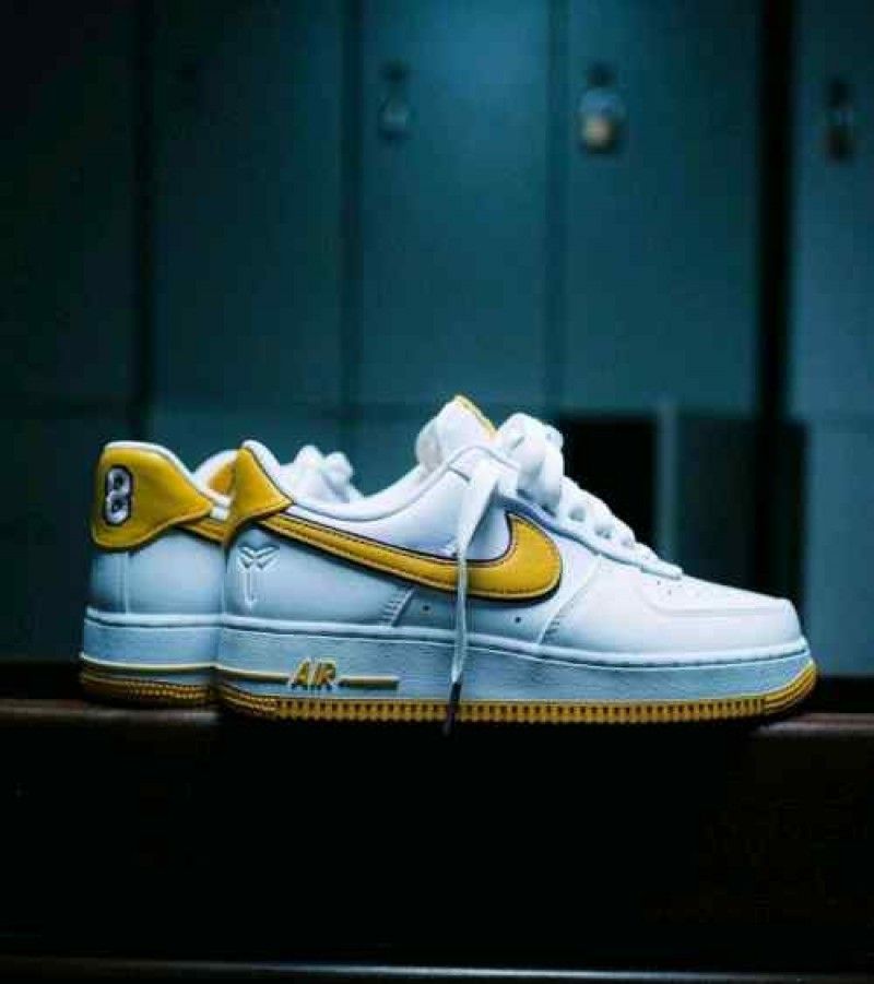 NIKKEE AIRFORCE 1 KOBE BRYANT LAKERS HOME