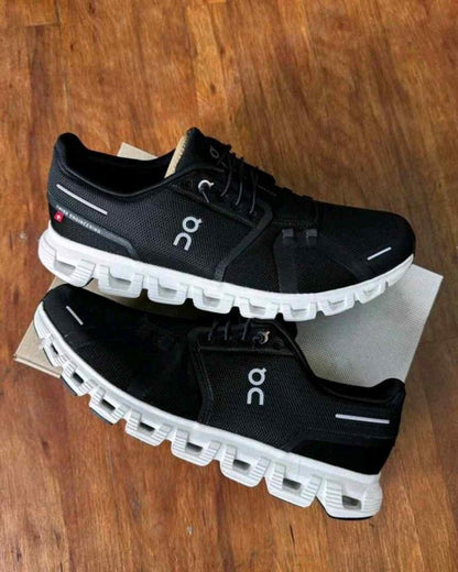 On Running Cloud 5 Black White