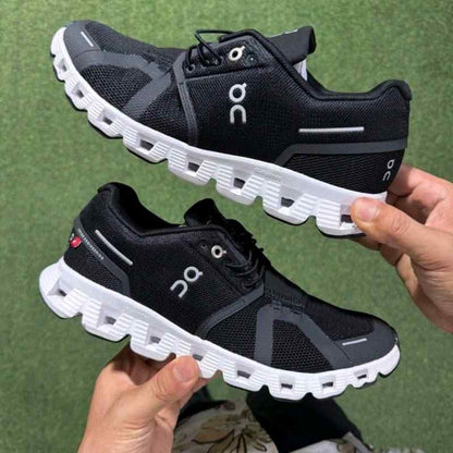 On Running Cloud 5 Black White