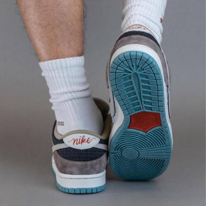 Nik.e SB Dunk Low Big Money Savings