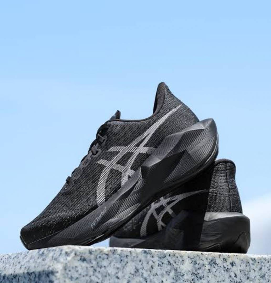 Asiccs Novablast 6 Black