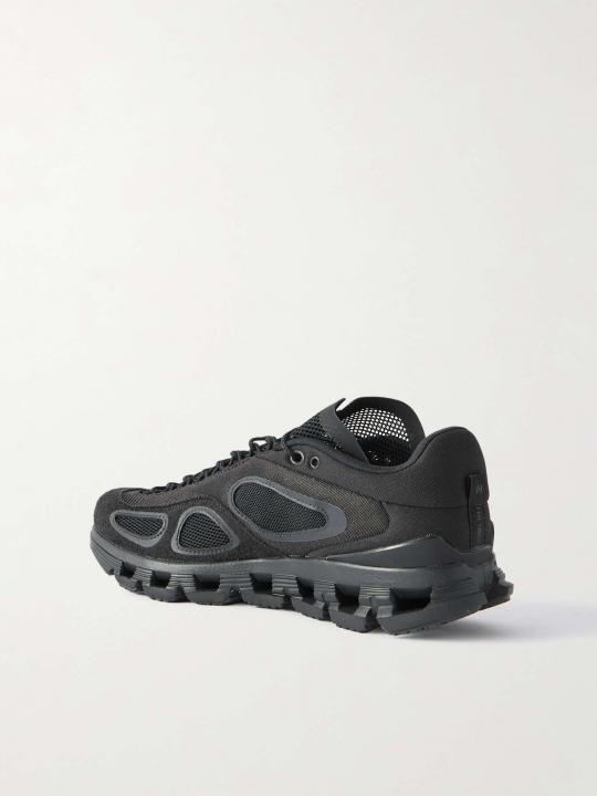 On Cloud X FKA Twigs edition all black