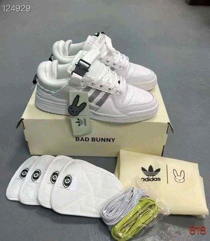 Adiddass Forum X Bad Bunny White
