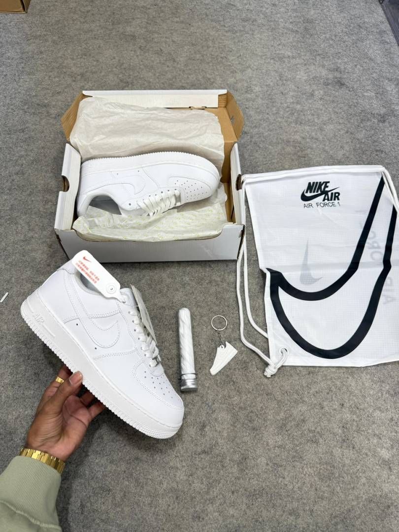 Nik airforce 1 first leather ua mens with bag keychain bottle lace Air force