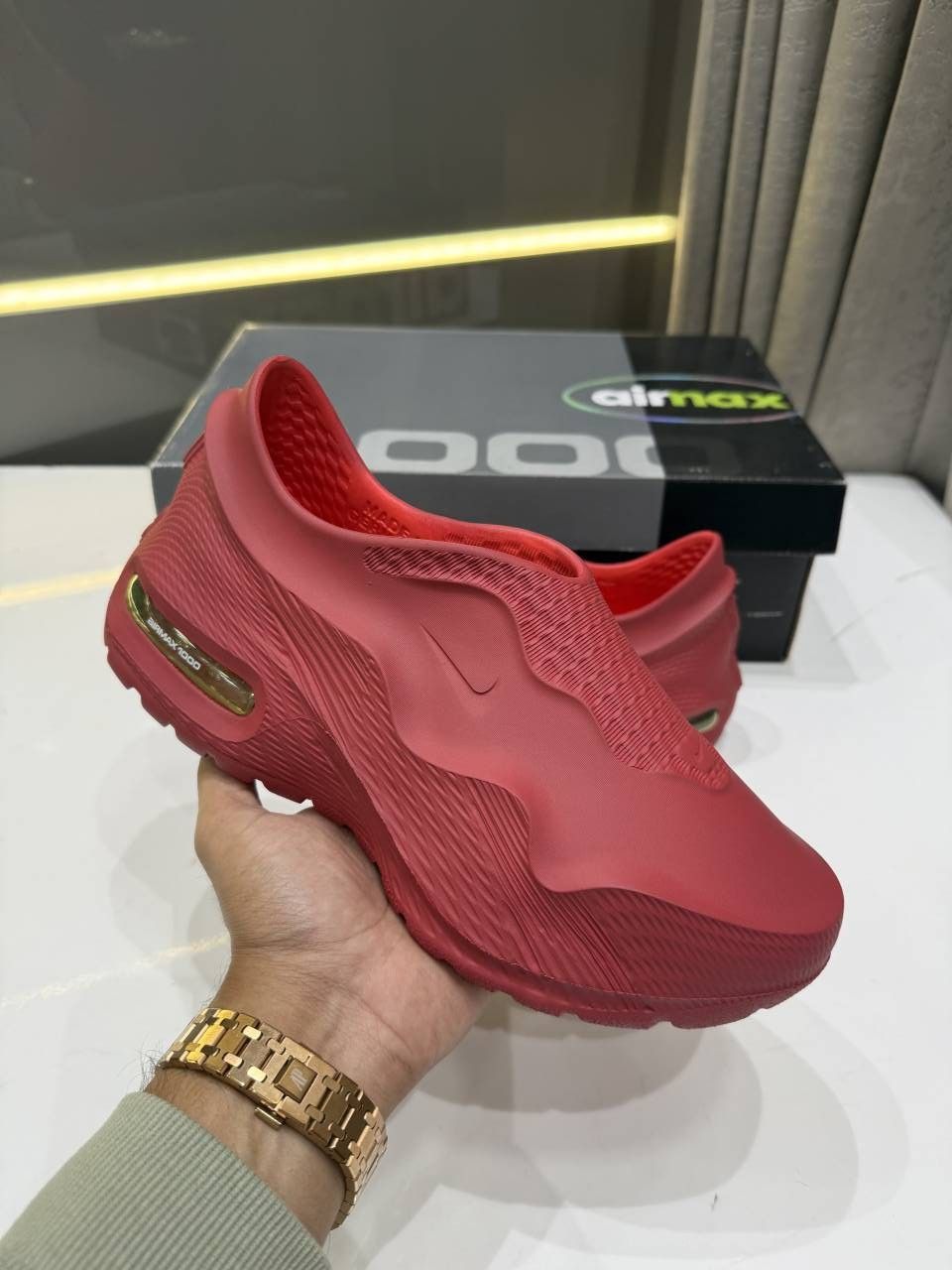Nikke Air Max 1000 oatmeal Red Fix