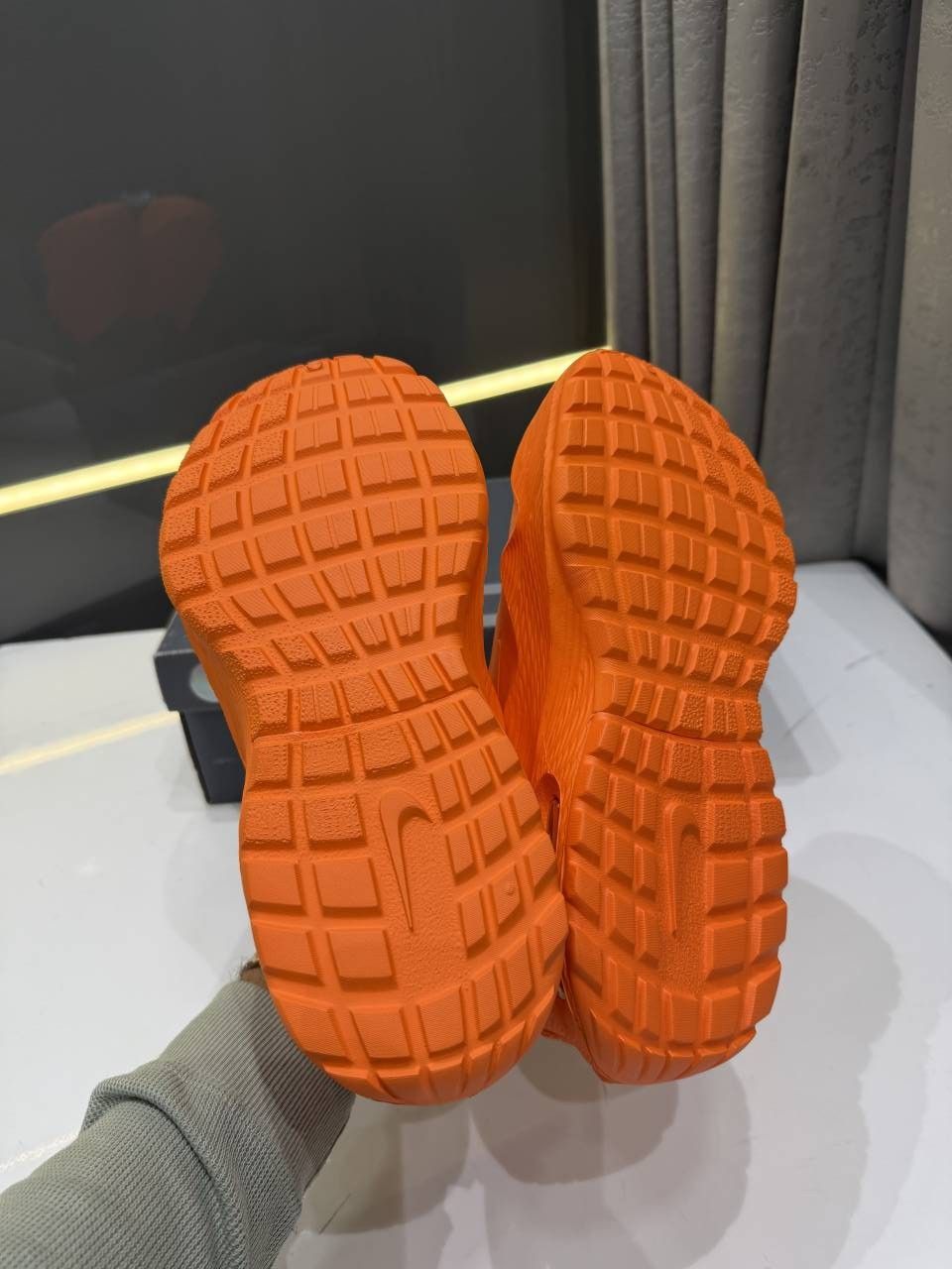 Nikke Air Max 1000 oatmeal Orange Fix