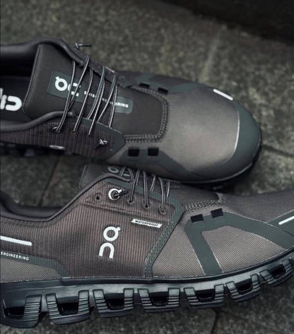 On Cloud 6 Waterproof Thorn Black
