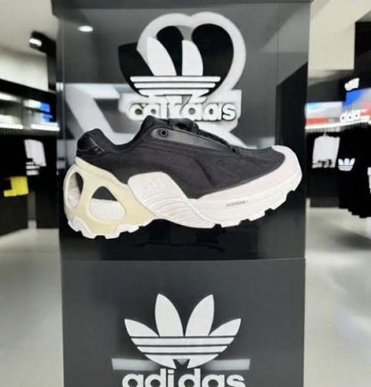 ADIDA_SS EDGE WONDER RUNNER BLACK BELGE WHITE 2025 FIX