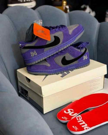nikkee supreme 94 x sb dunk low ink iron grey