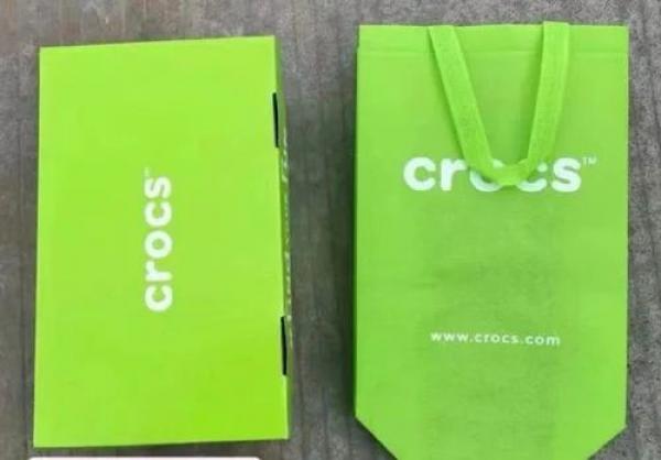 Croc.s Bayaband Flips With Og Box And Carry Bag