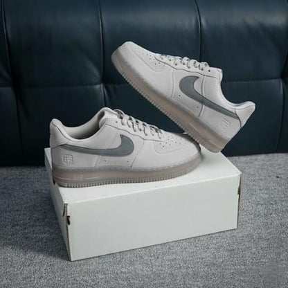 NIK.E AIRFORCE 1 X REIGNING CHAMP CLASSIC