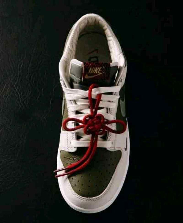 Nikkee SB Dunk Low Year Of Snake