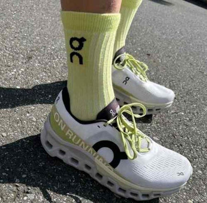 on Running Cloudmonster 2 Undyed zest
