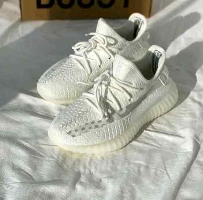Adidaass Yeezy 350 V2 white bone SEMI UA With OG ACCESSORIES