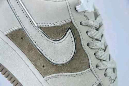 NIKkEE AIRFORCE 1 LOW AKIRA 2025