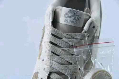NIKkEE AIRFORCE 1 LOW AKIRA 2025